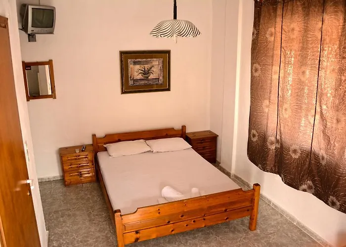 Dimitra Zeus Leptokaryá